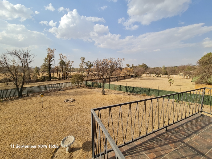 6 Bedroom Property for Sale in Senekal Free State